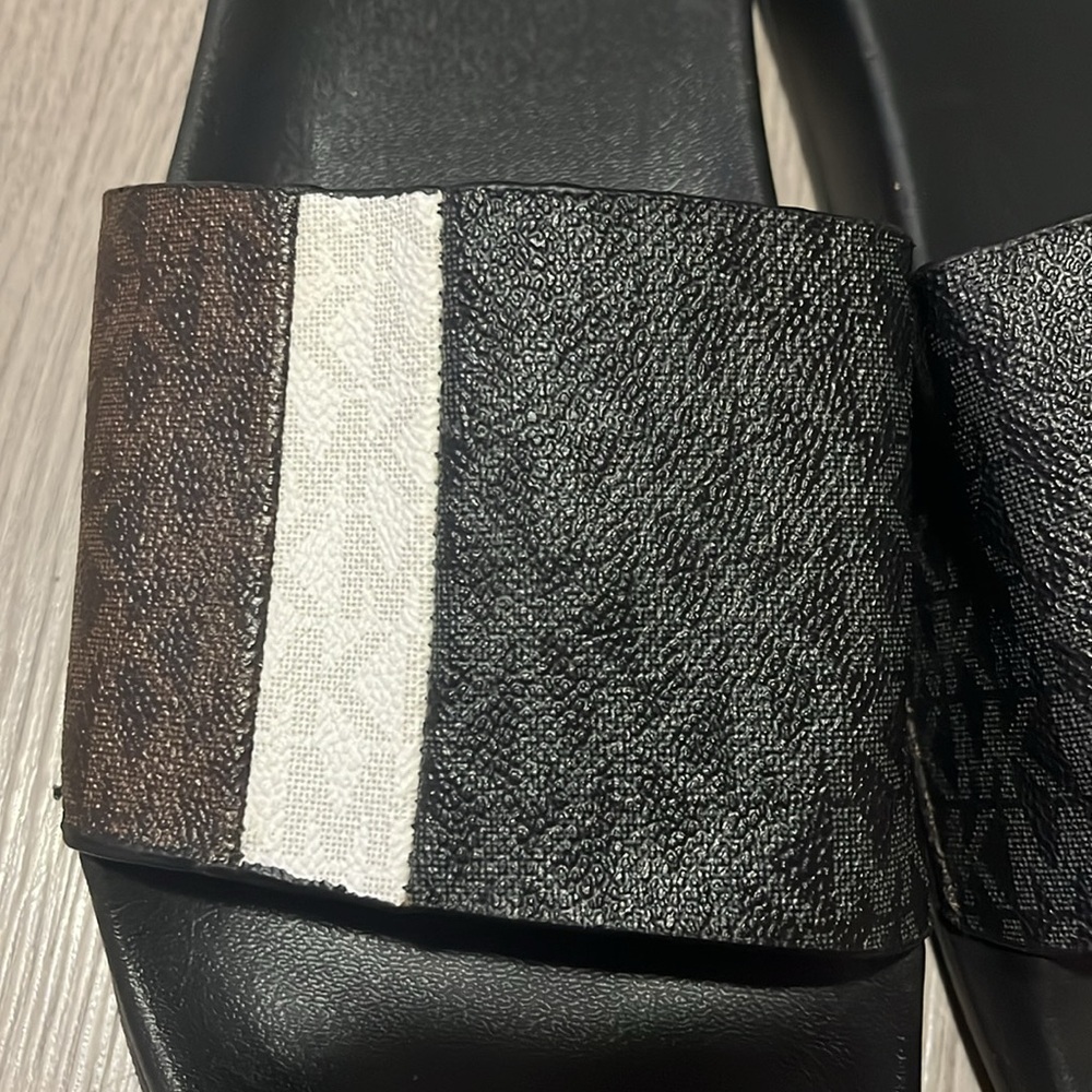 Michael Kors Men's Black and Brown Slide Sandals - Picture 6 of 8